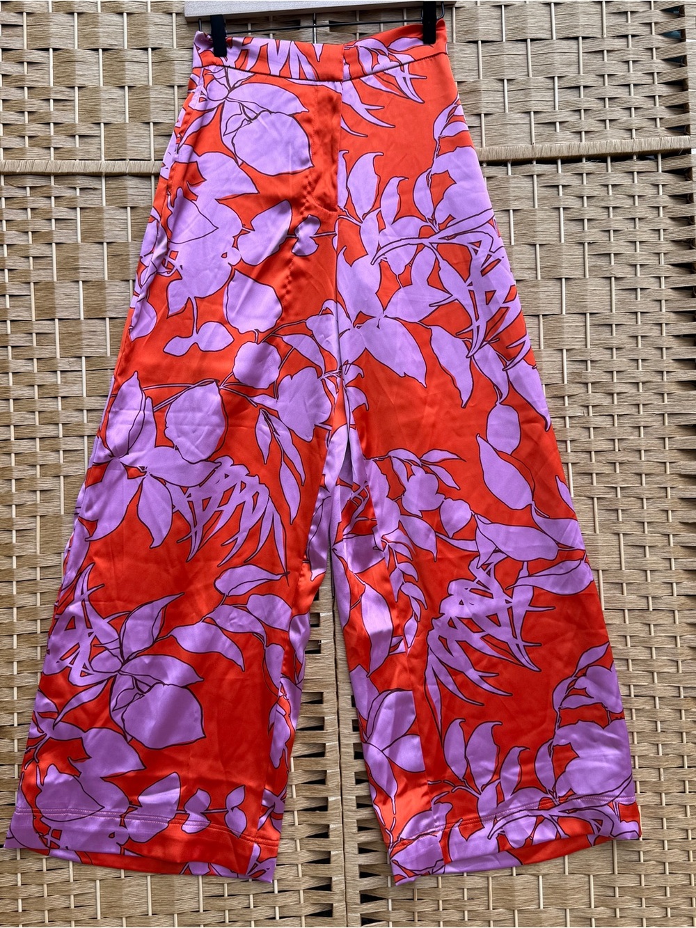 House Of Harlow 1960 Wide Leg Floral Pink/Purple and Orange Pants Women’s Small